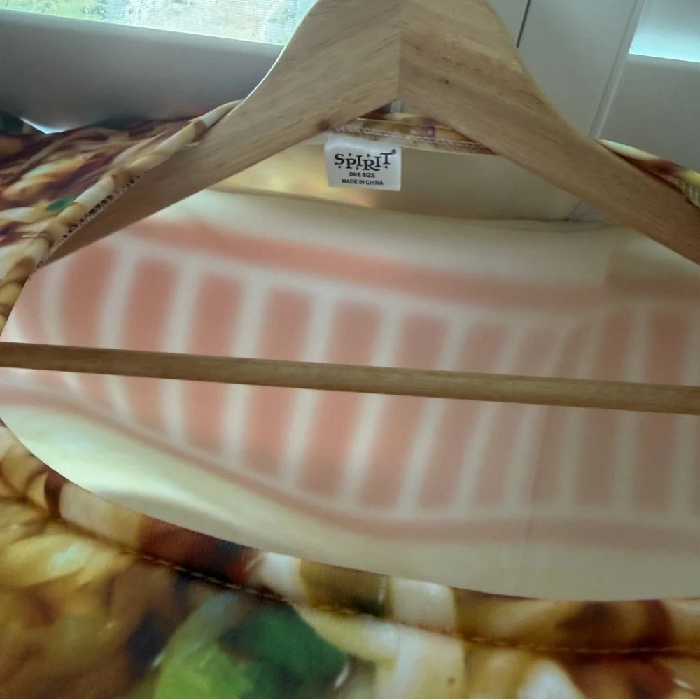 Spirit Halloween Adult Lucky Noodles Costume - Picture 9 of 10